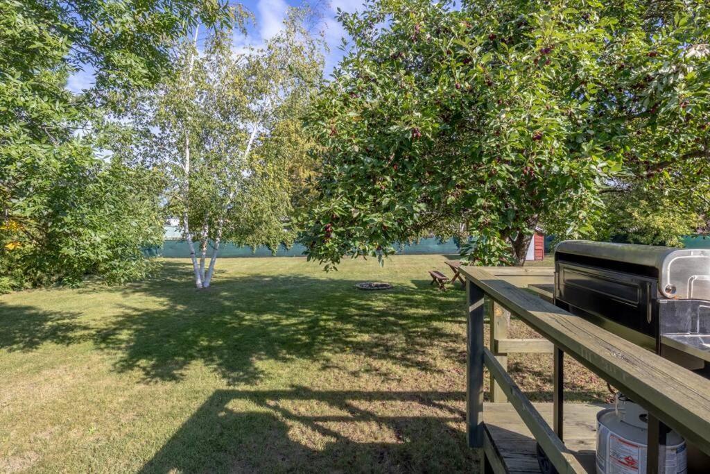 Family Home W/ 2 King, 2 Queen Beds + Game Room Bemidji Buitenkant foto